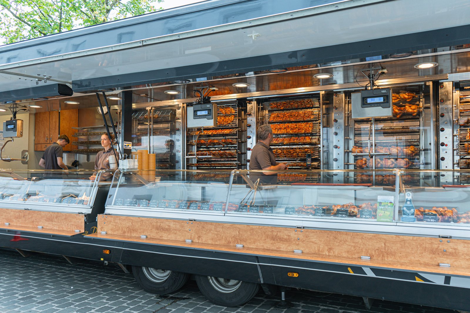 Le Roi du Poulet_Marché-19