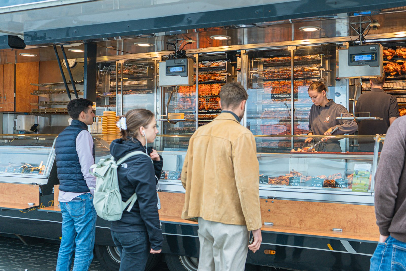 Le Roi du Poulet_Marché-8